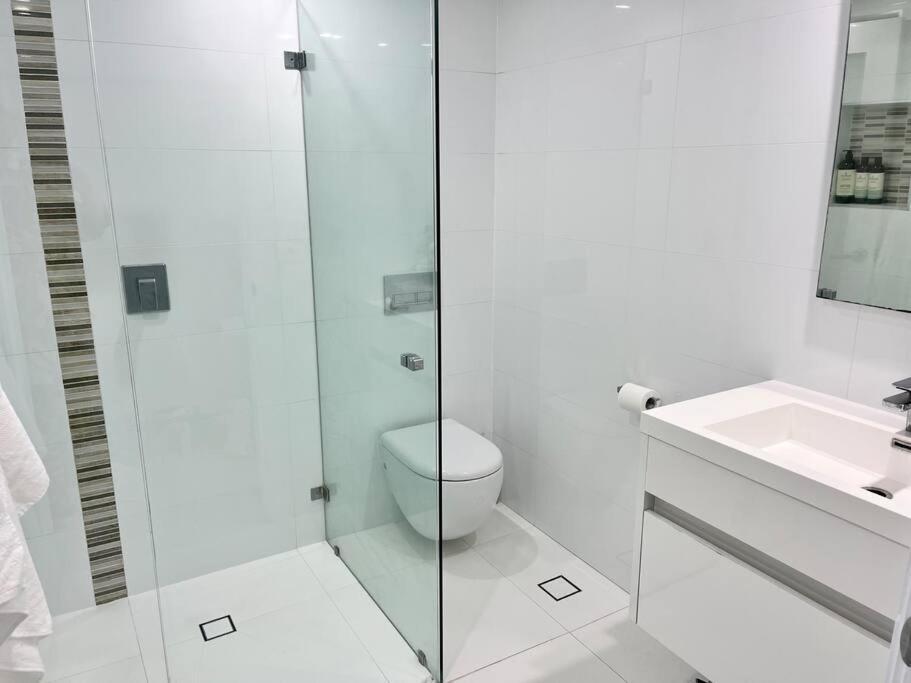 Bondi Beach Waves Beachfront Apartment Sydney Luaran gambar