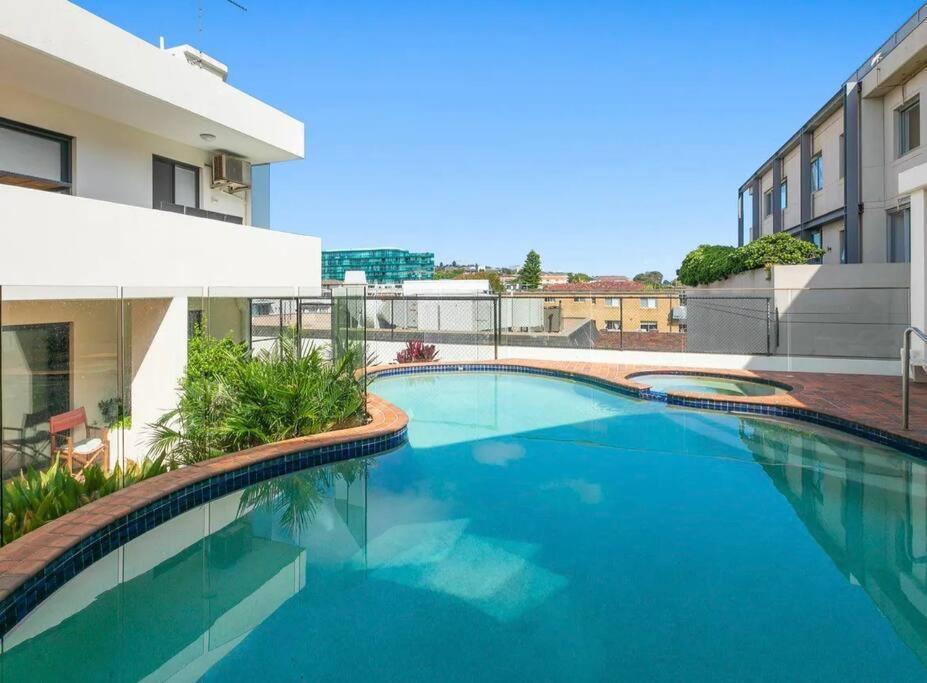 Bondi Beach Waves Beachfront Apartment Sydney Luaran gambar