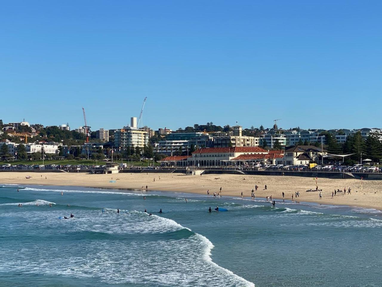 Bondi Beach Waves Beachfront Apartment Sydney Luaran gambar